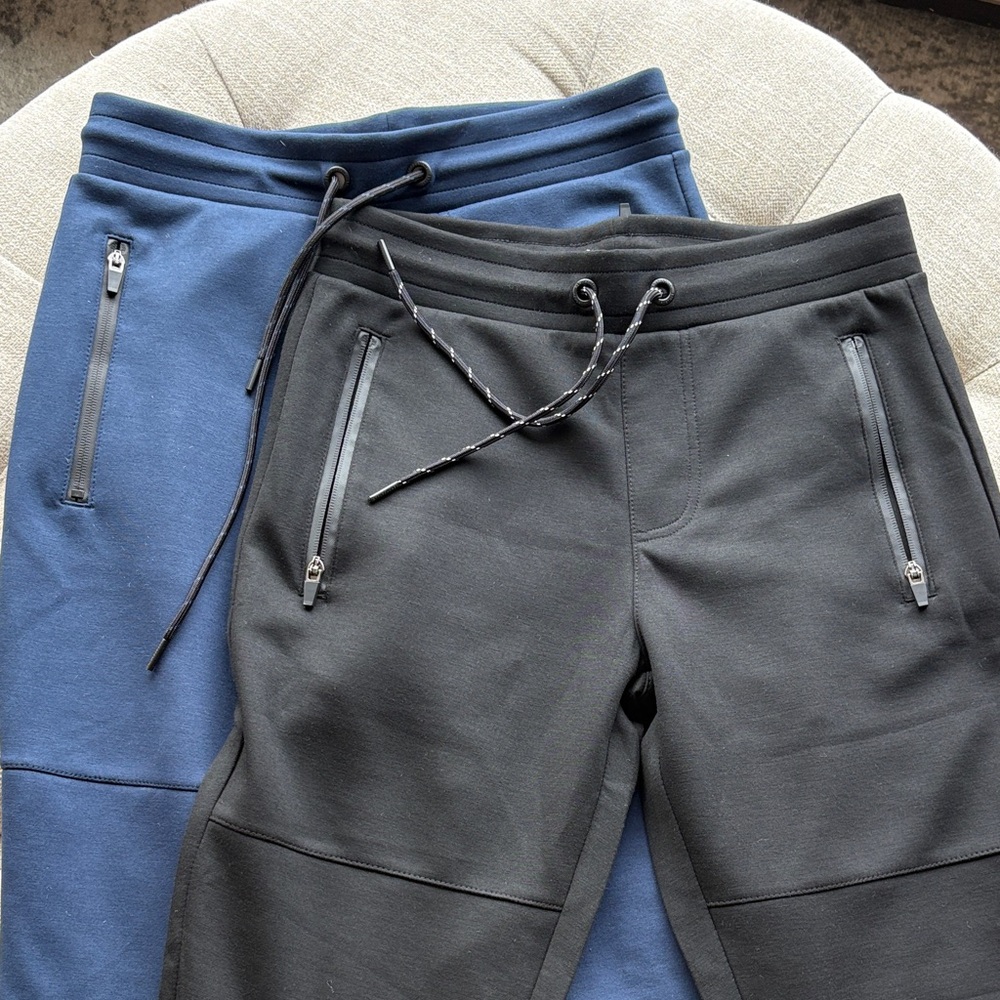 Aeropostale Men’s Sweatpants (2 pairs)